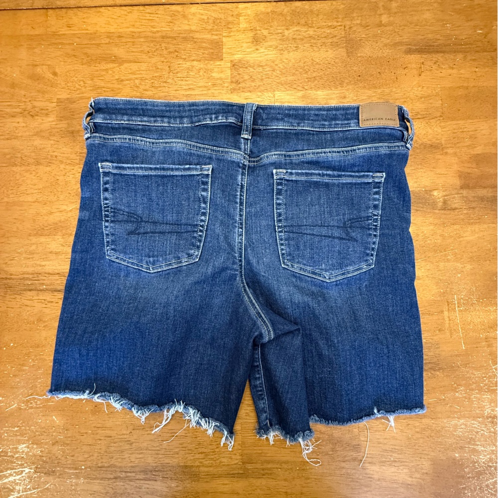 American Eagle Outfitters Next Level Stretch Skinny Bermuda Shorts - Picture 9 of 9